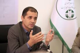 آتش زدن کاه و کلش سبب تخریب خاک می شود