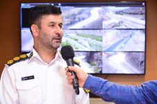 ریزش کوه محور هراز را مسدود کرد