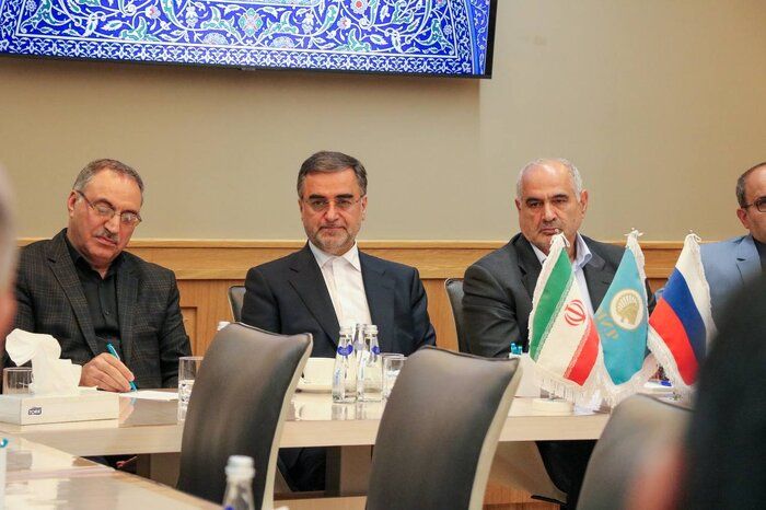 فعالان اقتصادی مازندران در فتح هرچه بیشتر بازار پایدار روسیه اهتمام کنند