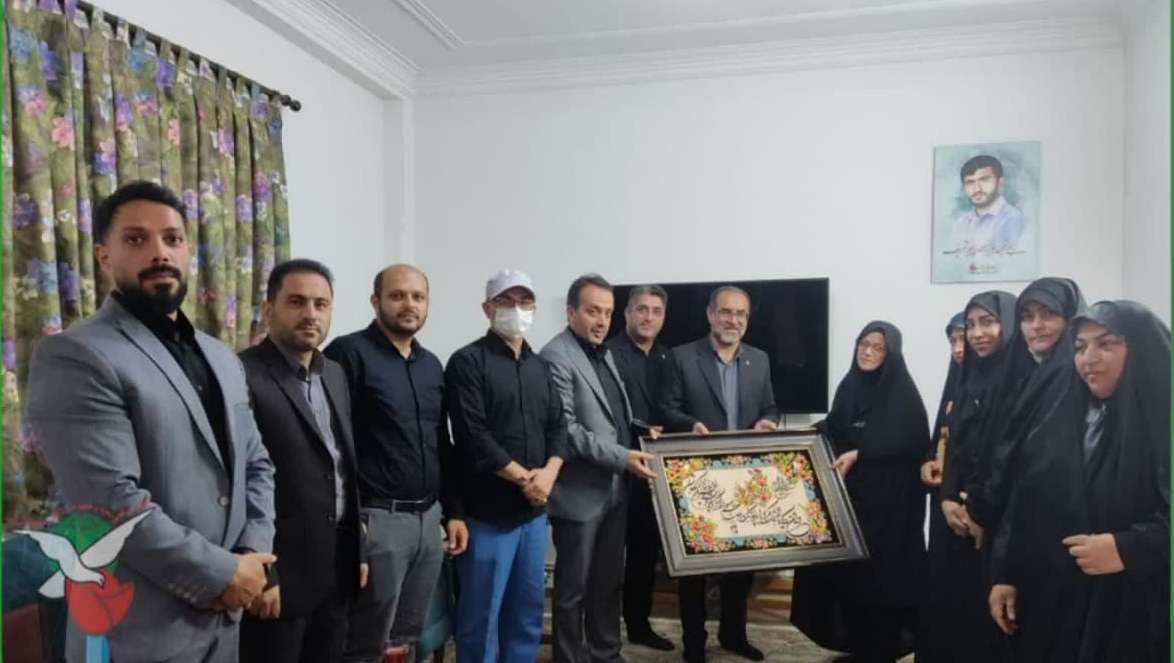 ما در امر به معروف و نهی از منکر باید با برنامه و قدرت بیشتری وارد شویم