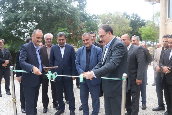 بزرگترین کافی شاپ استخری ایران افتتاح شد