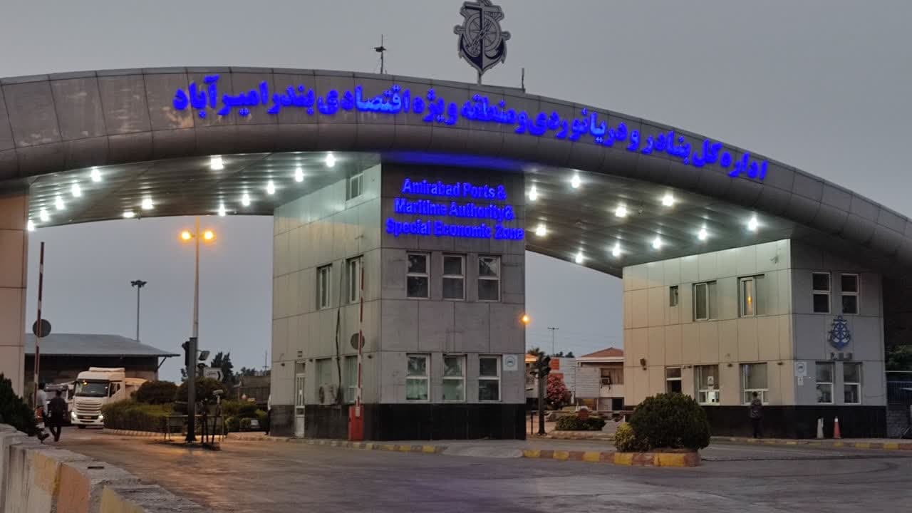 ترخیص ۶ هزار تن گندم از انبارهای بندر امیرآباد