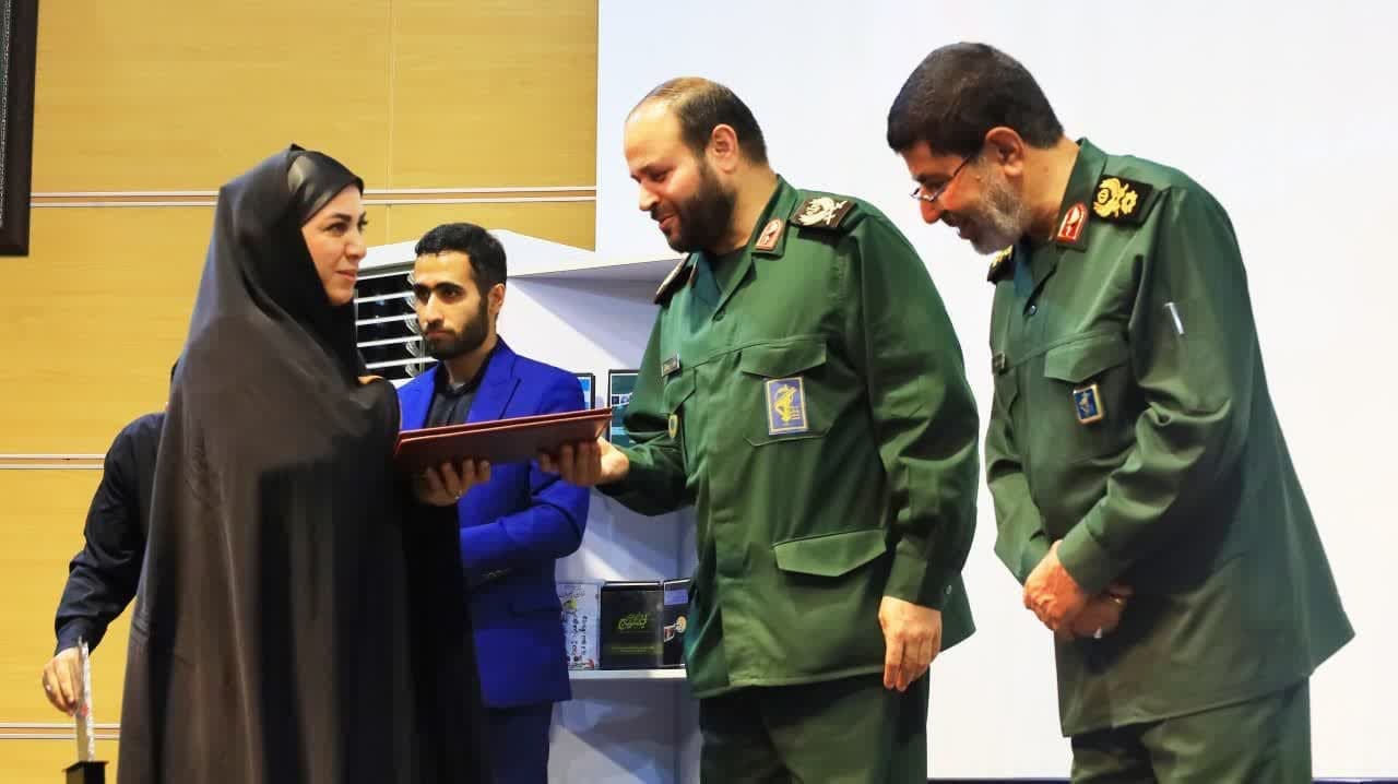 کرانه شمال، روزنامه برتر سال در حوزه بسیج و سپاه/ سردار شریف: رسانه ها امید آفرین و تبیین گر باشند/ حجت الاسلام رعایتی: صداقت صفت اصلی خبرنگار بسیجی است