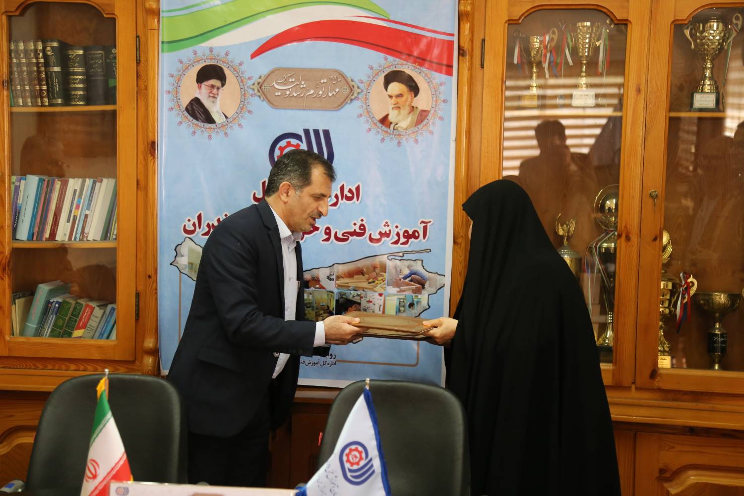 مهدیانپور با درویشی مدیرکل فنیوحرفهای استان دیدار و گفتگو کرد