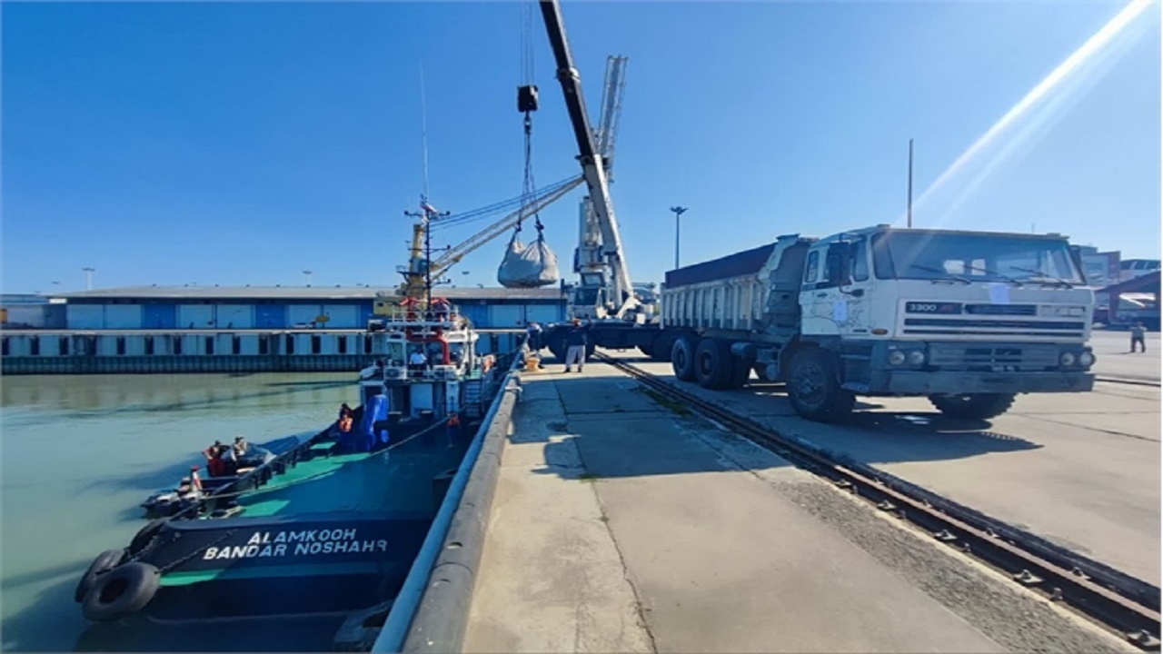 برگزاری رزمایش پدافند غیرعامل در بنادر نوشهر و فریدونکنار