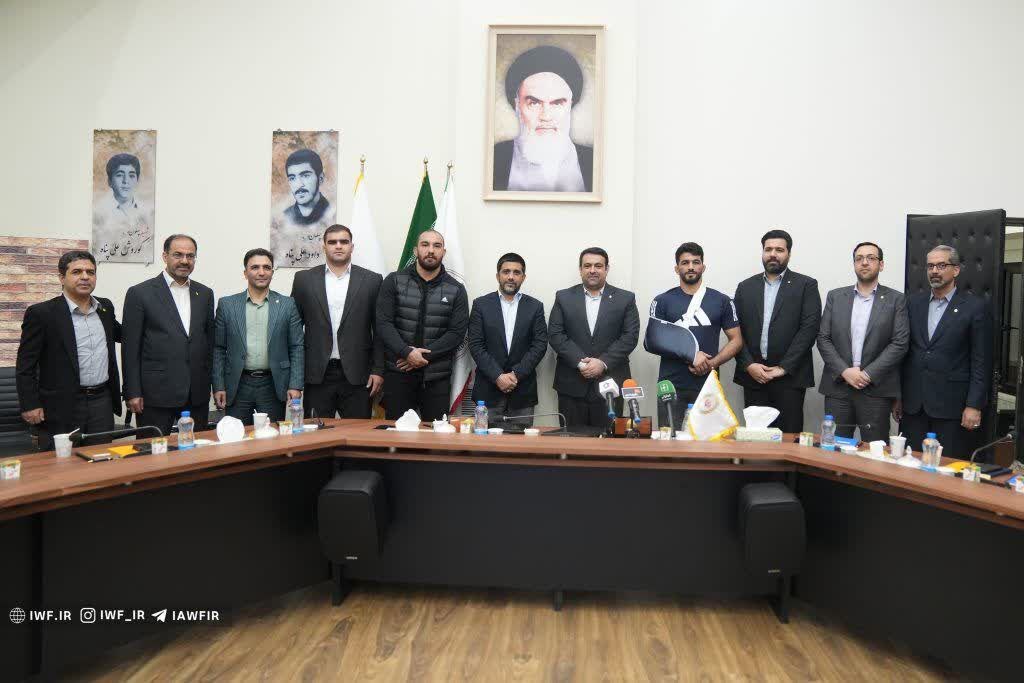 حسن یزدانی و امیرحسین زارع کارمند بانک شدند