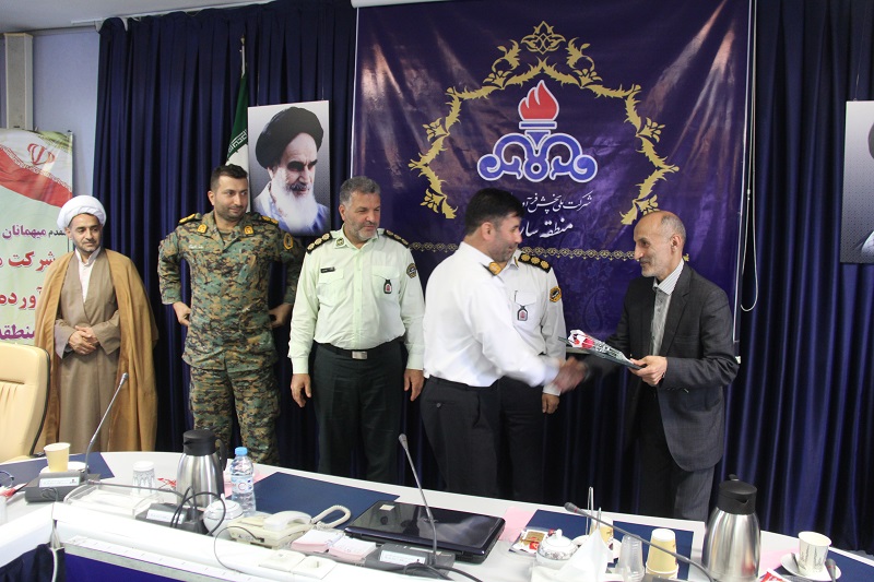 توزیع عادلانه سوخت با همکاری نیروی انتظامی انجام می پذیرد