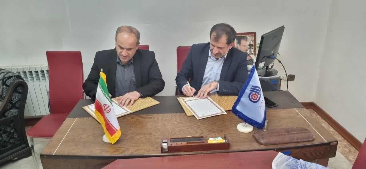 انعقاد تفاهم نامه همکاری مشترک آموزشی مدیرکل آموزش فنی و حرفه ای مازندران با رئیس سازمان مدیریت و برنامه ریزی استان