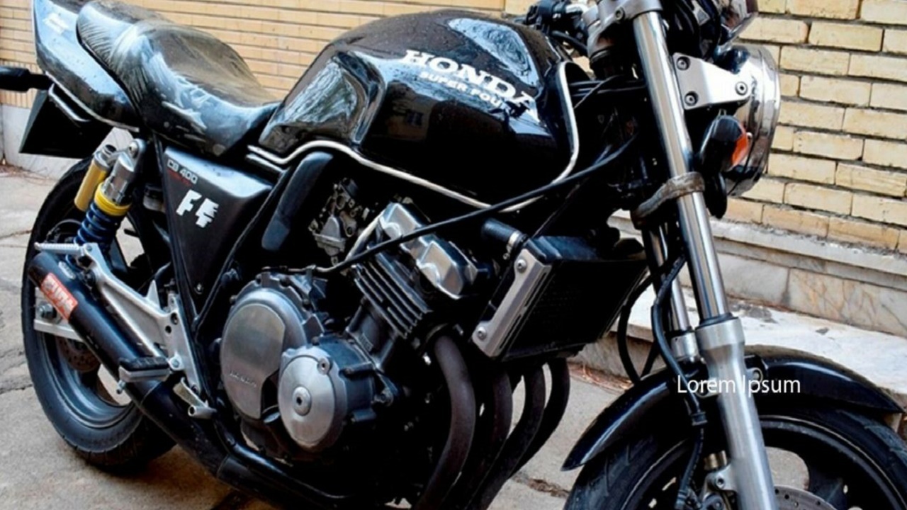 لو رفتن محل نگهداری موتورسیکلت قاچاق در محمودآباد