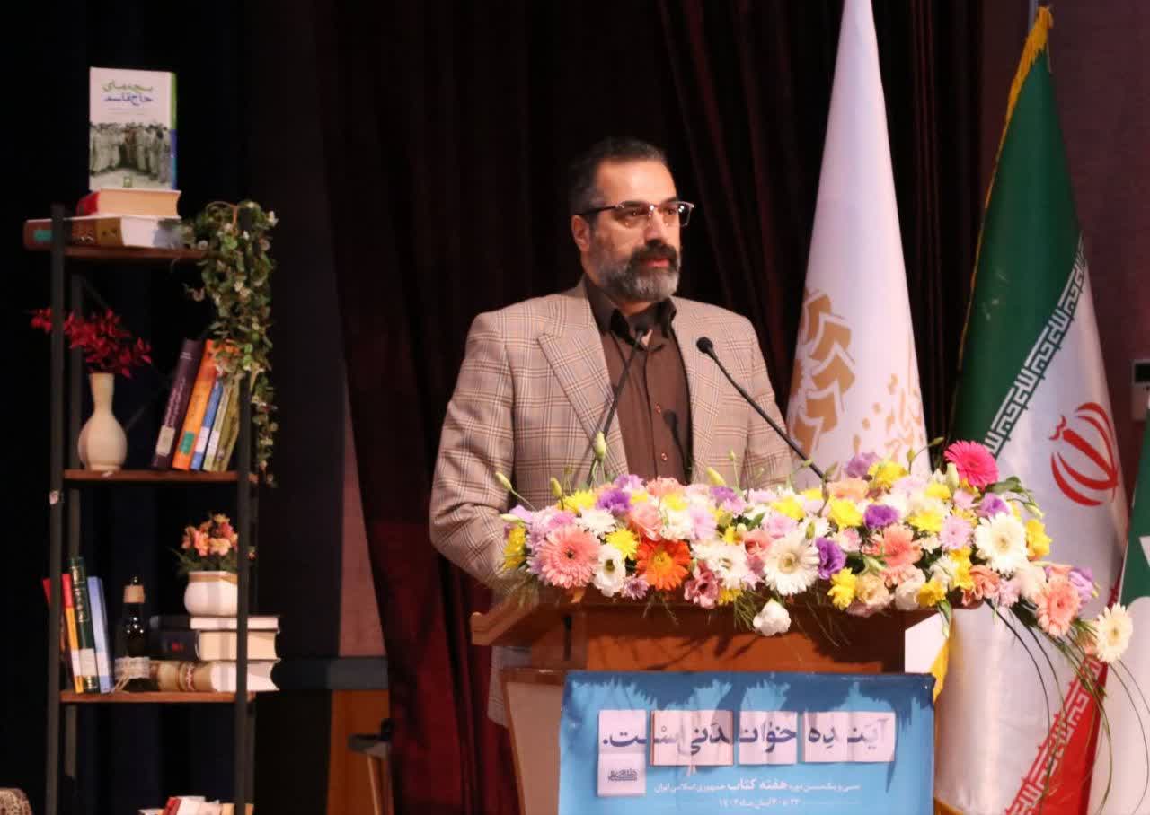 اهتمام شهرداران استان در توسعه‌ی کتابخانه‌ها و فرهنگ کتابخوانی