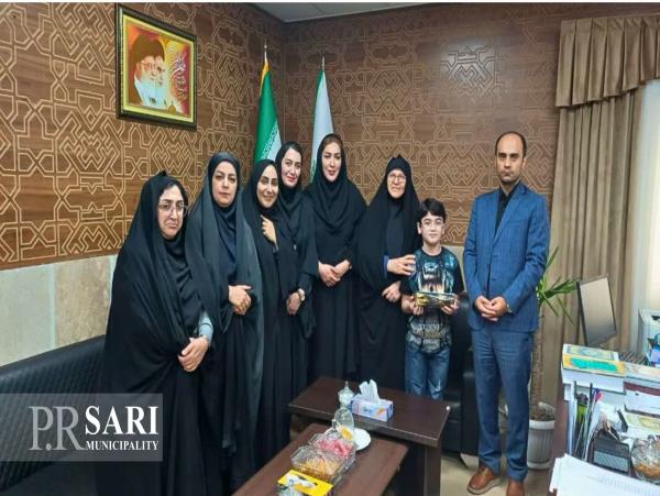 تقدیر از برگزیدگان مسابقه اهدای خون