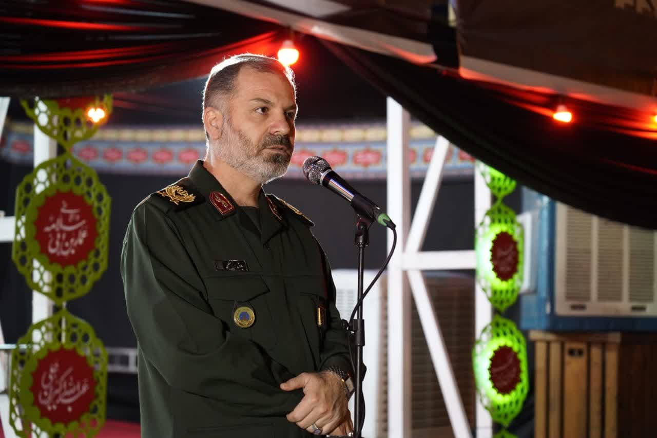 زنده نگه داشتن یاد شهدا با بهره گیری از ظرفیت هنر خودش بزرگترین اثر ماندگار است