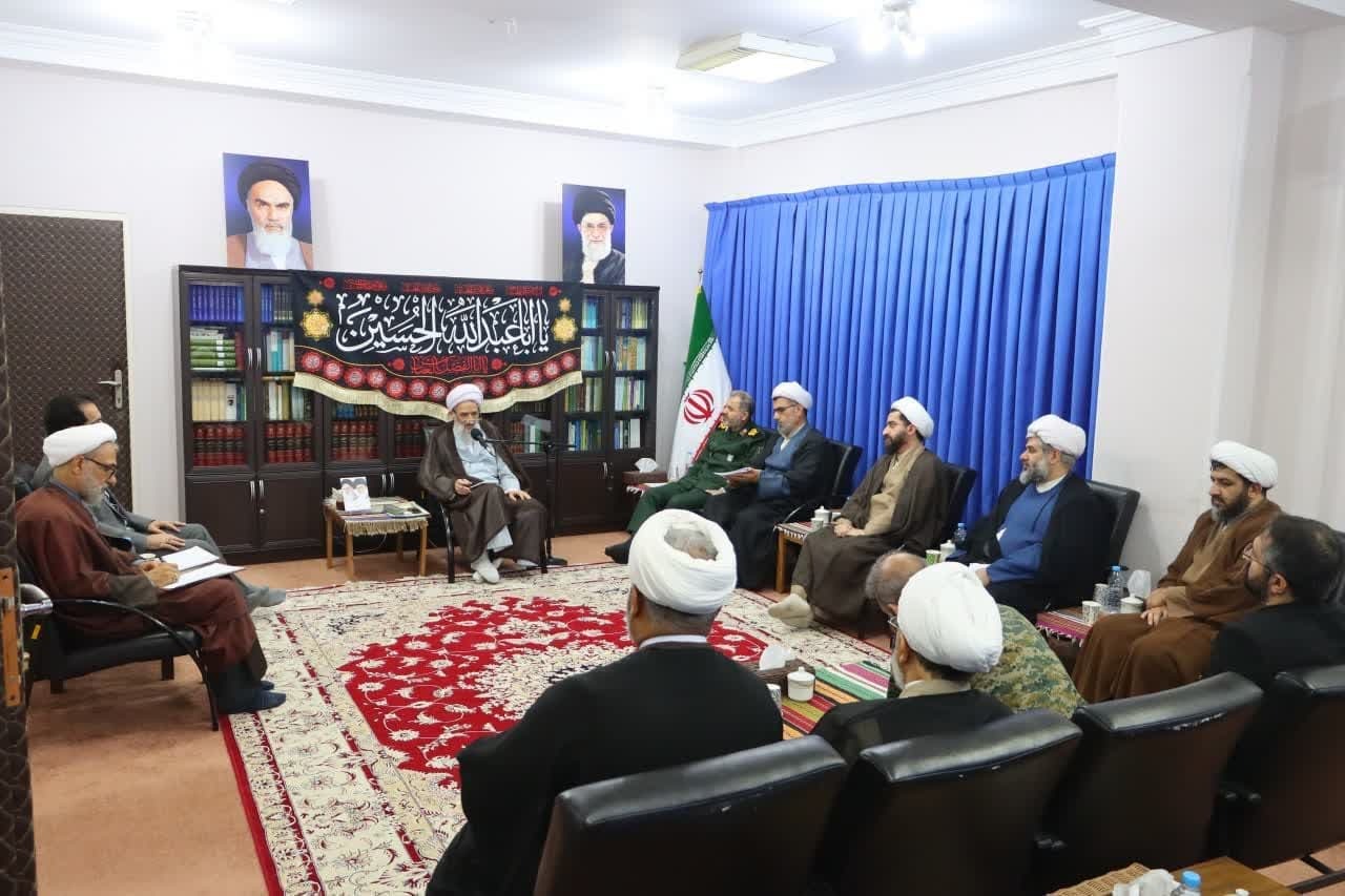 فعال شدن مساجد بهترین راه مبارزه با آسیبهاست