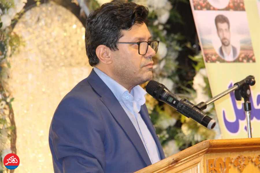 *تغییرِ پارادایم در نشستِ تالارِ نازگل؛ وقتی «عمران عباسی» پلِ ارتباطیِ خبرنگاران و پایتخت میشود